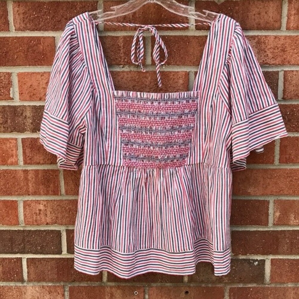 Old Navy Bell Sleeve Top sz L NWOT